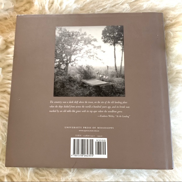 Country Churchyards by Eudora Welty. Book - Picture 3 of 11